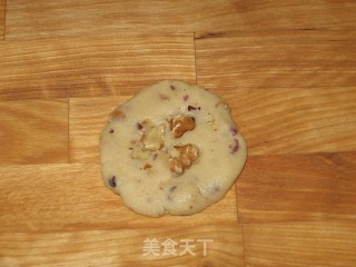 Walnut Rose Biscuits recipe