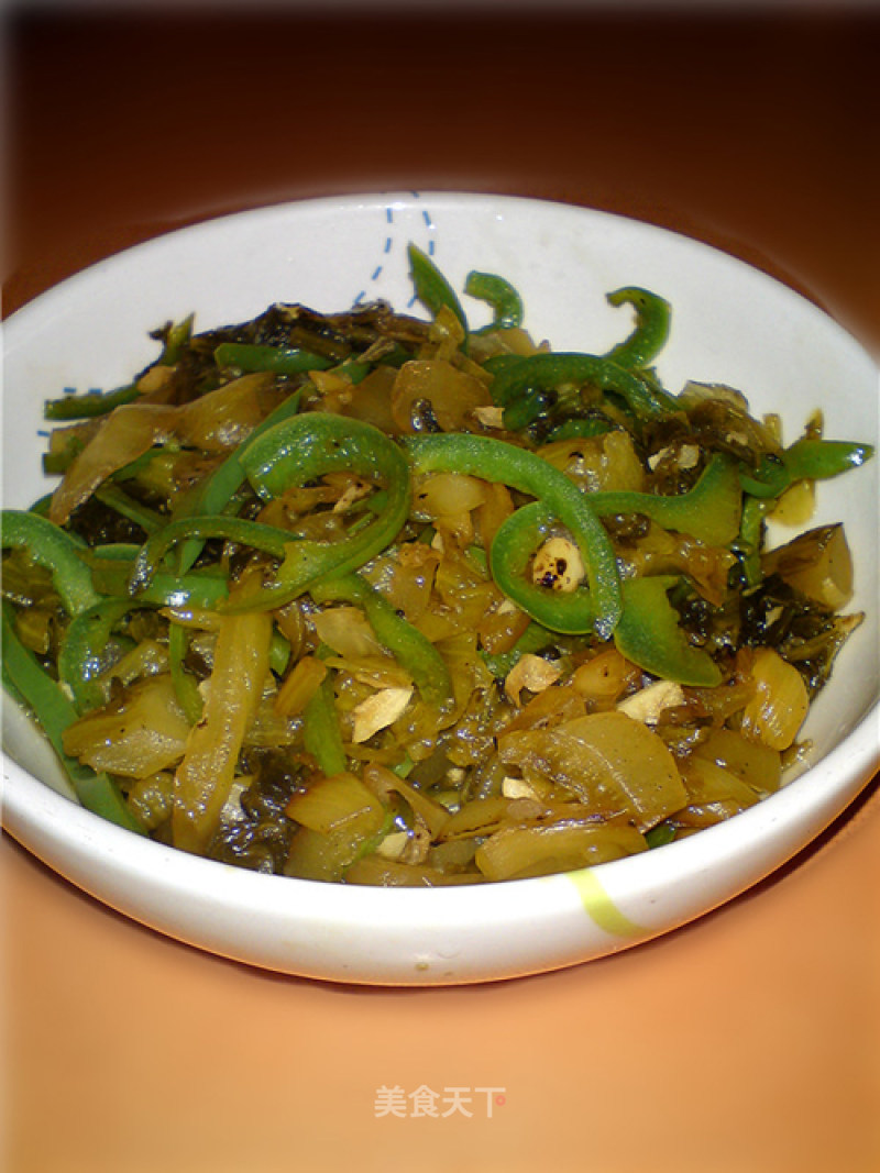 An Alternative Way to Eat Sauerkraut--stir-fried Green Pepper with Sauerkraut recipe