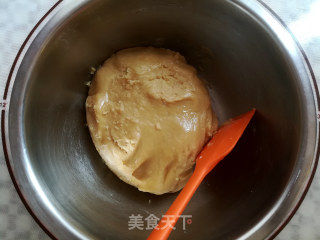 Cantonese Red Bean Paste and Egg Yolk Mooncake recipe