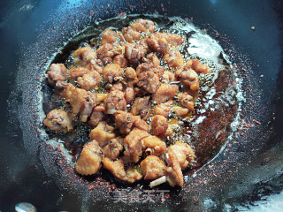 Homemade Stir-fried Spicy Chicken recipe