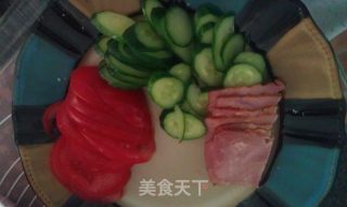 Tomato Cucumber Ham Pie Roll recipe