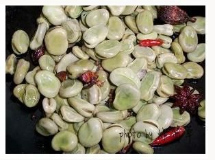 Five Perfume Boiled Broad Beans recipe