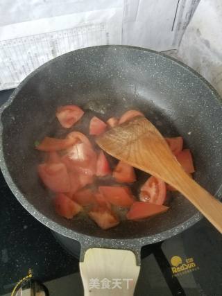 Stir-fried Noodles with Tomato, Egg and Mushroom recipe