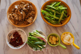 Stir-fried Braised Sausage recipe