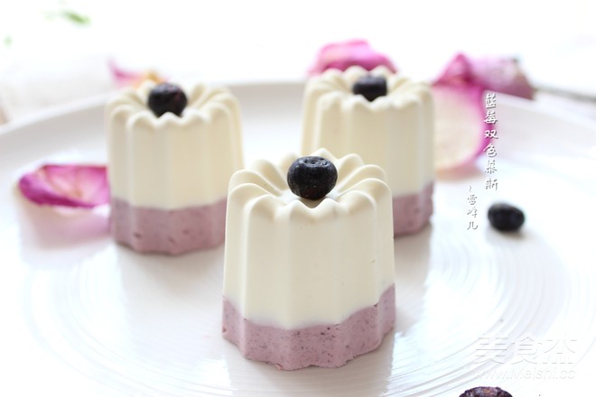 Blueberry Two-color Mousse recipe