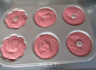 #aca Fourth Session Baking Contest# Making An Erotic Red Velvet Doughnut Cake recipe
