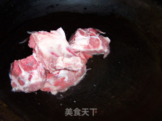 Pork Ribs Walnut and Lotus Root Pot recipe