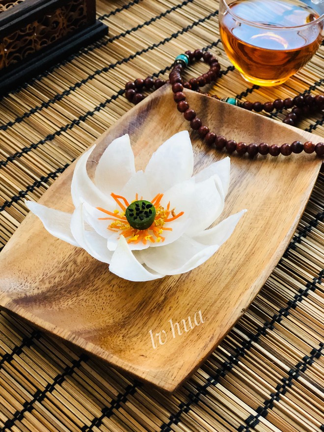 Make A White Lotus and Use Radish~ recipe