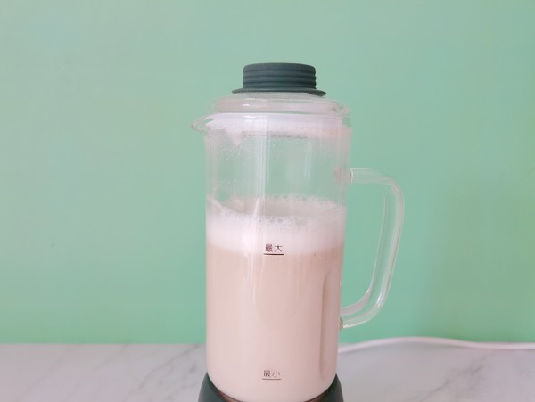 Hazelnut Red Date Soy Milk recipe