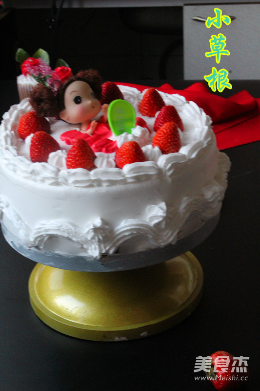 Strawberry Fairy Cake recipe