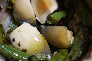 Preserved Eggs with Green Peppers recipe