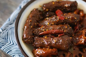 Duck Neck Recipe that is More Delicious Than Zhou Hei Ya recipe