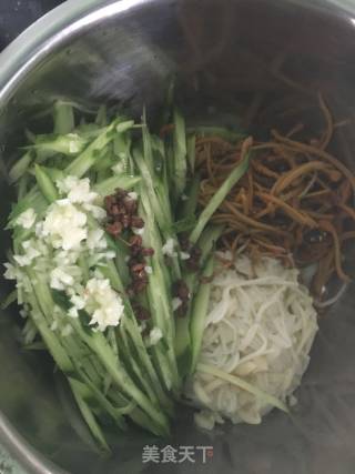 Enoki Mushroom and Cordyceps Flower recipe