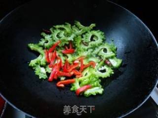 Vegetarian Fried Bitter Gourd recipe