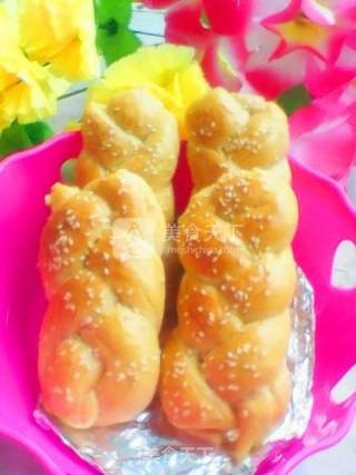 Pigtail Bread recipe