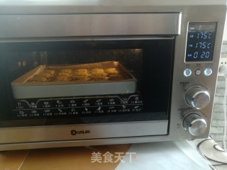 Chive Cube Peach Crisp recipe