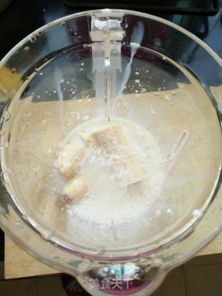Banana Milkshake recipe
