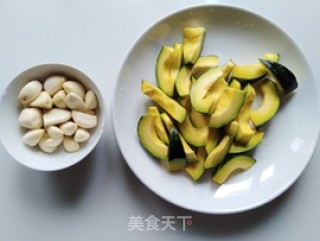 Roasted Pumpkin with Garlic recipe