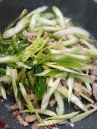 Stir-fried Pork with Celery recipe