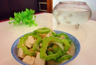 Bitter Gourd Braised Tofu recipe