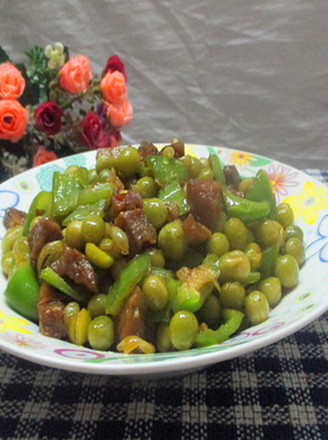 Beef Balls and Green Pepper Stir-fried Beans recipe