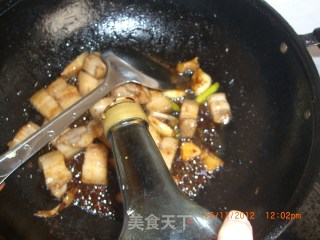 Braised Pork with Water Chestnut recipe