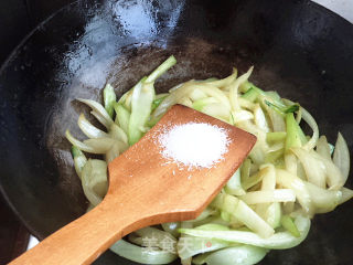 Stir-fried Rapeseed with Onions recipe