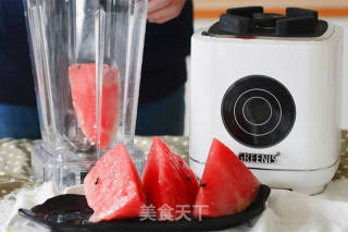 Don’t Eat The Watermelon Smoothie Soon, It Will Melt Your Heart recipe