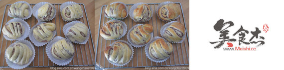 Red Bean Rolls recipe