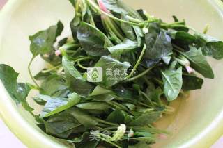 Sesame Oil Spinach Tower recipe
