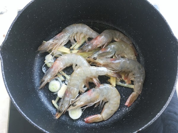 Shredded Radish Shrimp Soup recipe