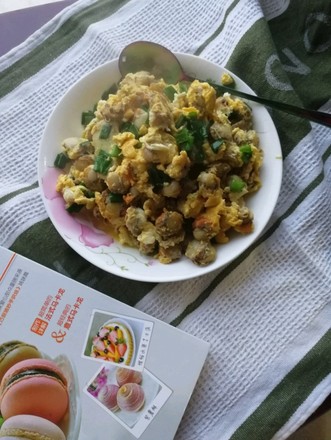 Scrambled Eggs with Scallop Meat