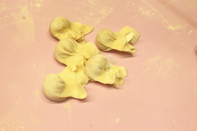 Fresh Meat Wonton (with Wonton Wrapper Production Process) recipe