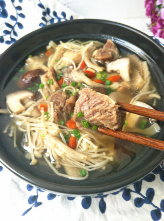 Stewed Beef and Mushroom Soup