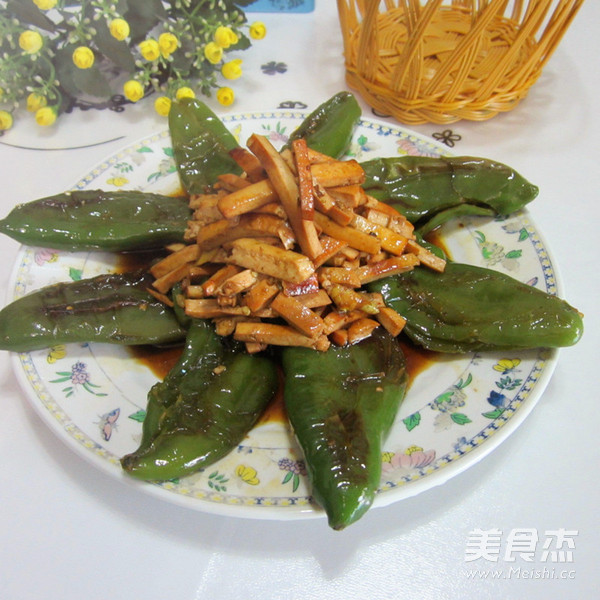 Pan-fried Chili and Braised Tofu Shreds recipe