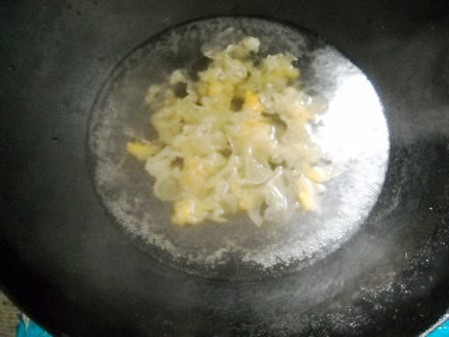 Tremella, Celery, Lycium Barbarum recipe