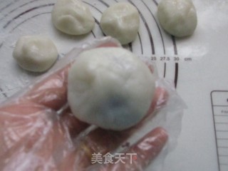 Colorful Purple Sweet Potato Snowy Mooncake recipe