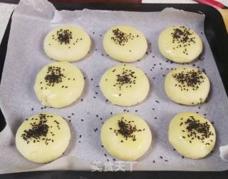 Fresh Meat Moon Cakes recipe