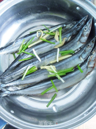 Pan-fried Saury recipe