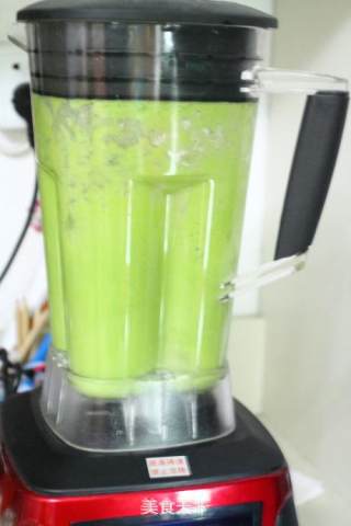 Have A Healthy and Nutritious Vegetable Juice for Breakfast recipe