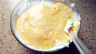 Rice Cooker Version Cranberry Chiffon Cake recipe