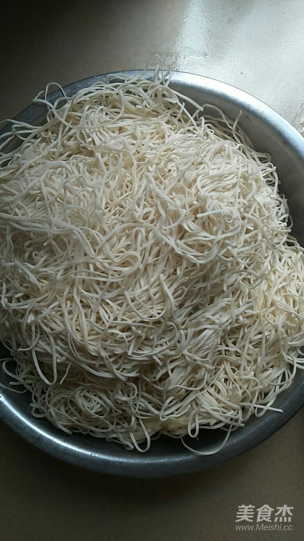 Northern Traditional Steamed Noodles recipe