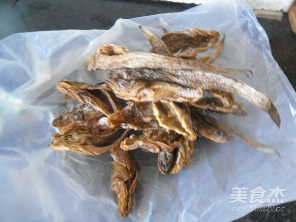 Braised Dried Fish in Oyster Sauce recipe