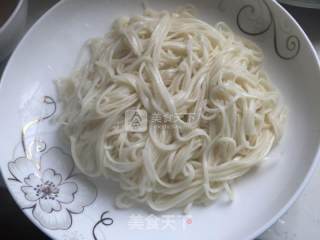 Noodles with Shrimp and Toon Sauce recipe