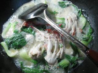 Boiled Vermicelli with Green Vegetables and Crab recipe