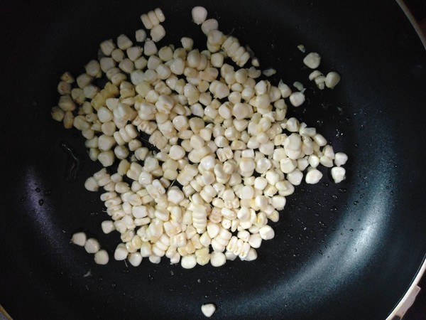 Stir-fried Corn Kernels with Green Peppers recipe