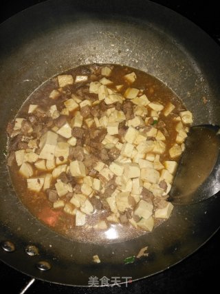 Tofu Soup with Chives and Minced Meat recipe