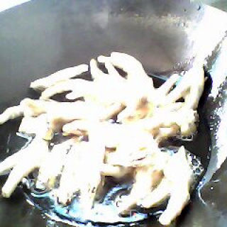 Hot and Sour Chicken Feet recipe