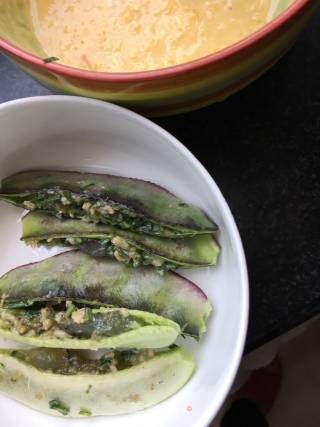 Fried Lentil Tongs with Pumpkin Batter recipe