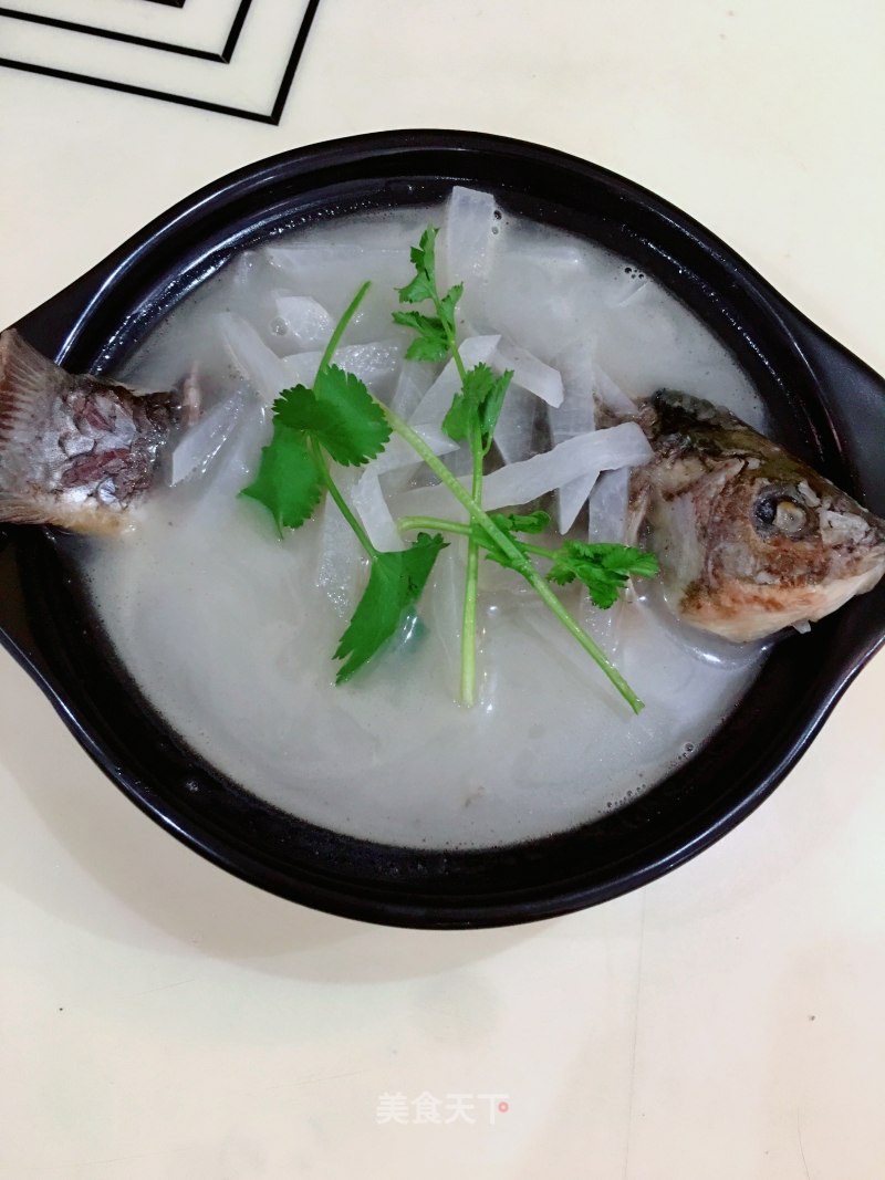 Carp Soup with White Radish recipe